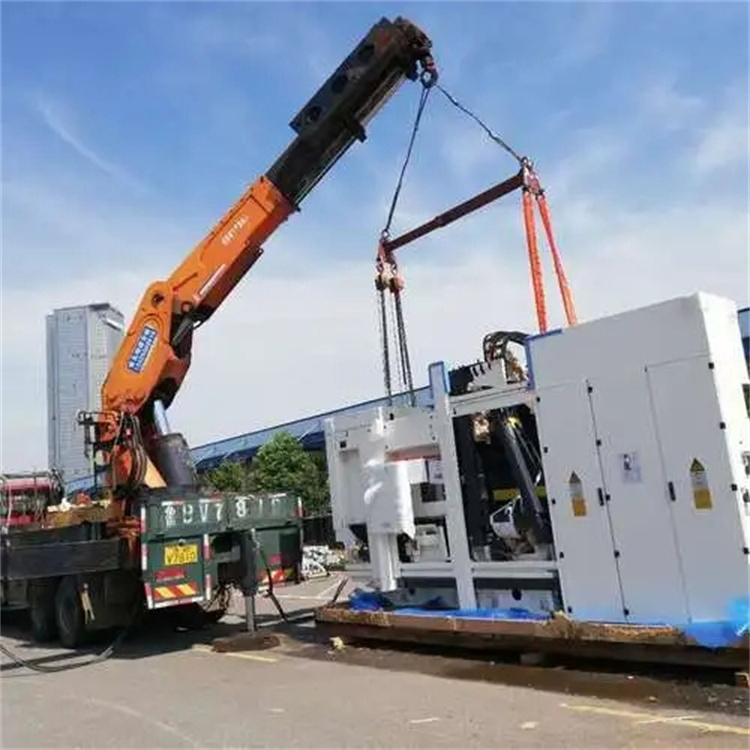 义安附近小吊车联系方式|8-16吨|本地及时服务